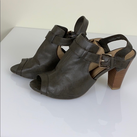 Fioni women’s brown chunk heels size 10 - Picture 1 of 6